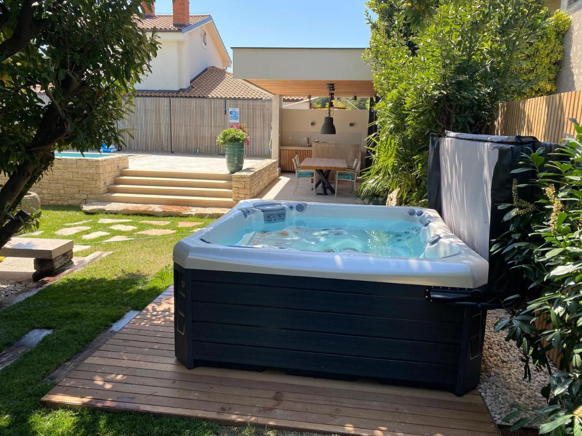 Residence Pecek Novigrad Istria Εξωτερικό φωτογραφία